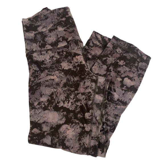 LULULEMON Gray Print Leggings Size 6 - Picture 2 of 3